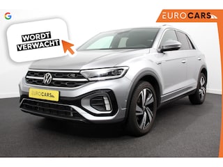 Volkswagen T-Roc 1.5 TSI 150pk DSG R-Line Navigatie Apple Carplay/Android Auto Parkeersensoren Camera Blind Spot Assist Adaptieve Cruise Control Elektrische achterklep Stoel- en stuurverwarming Climate Control Ledverlichting Virtual Cockpit