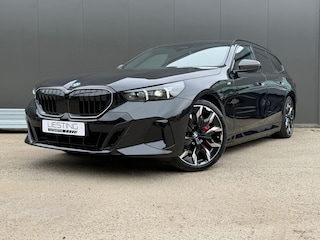 BMW 5-serie Touring 550e xDrive M-Sport Pro M-Seats B&W Pano