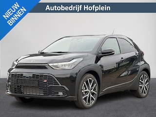 Toyota Aygo Hybrid 115 GR Sport JBL Audio | ACC | Clima | Camera| PDC voor+achter | Carplay | DAB | Lm velgen ( Vestiging - Vianen )