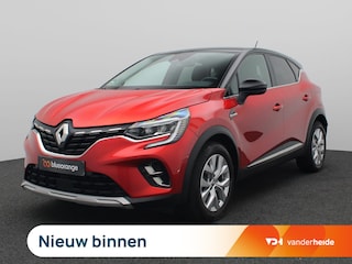 Renault Captur 1.6 E-Tech Plug-in Hybrid Intens 160PK Aut. Achteruitrijcamera, Stoelverwarming, Keyless, LED Koplampen, Parkeersensoren voor en achter, 17" LM Velgen