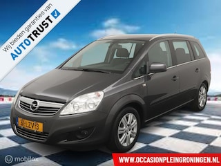 Opel Zafira 2.2 Cosmo Automaat
