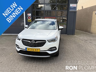 Opel Grandland X 1.2 Turbo Innovation Automaat / Airco clima / Navigatie/ Camera/ Cruise/ PDC/ LED/ Apple carplay/ LMV/ Stoelverw.