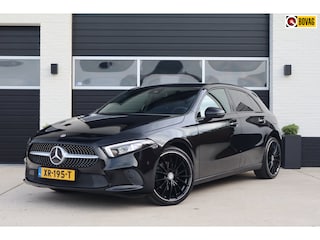 Mercedes-Benz A-klasse 200 163pk Launch Edition - 19 inch AMG velgen - Half leder - LED - PDC - Widescreen - Trekhaak afneembaar