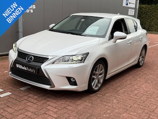 Lexus CT 200h Luxury MarkLevinson AdaptiveCruise Leder Xenon
