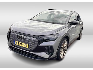 Audi Q4 50 quattro Launch edition S Competition 77 kWh / 360Camera / Head-up / Leder / Matrix LED / Warmtepomp / 21'' / CarPlay / Keyless / Sonos / Stoelverwarming / Dodehoek / DAB / ACC