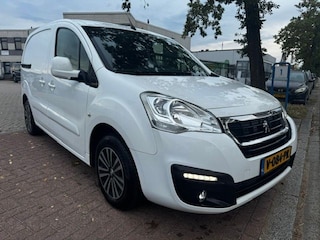 Peugeot Partner 1.6 BlueHDi 100pk Premium Pack Euro6 155.000km Airco,Navigatie,Schuifdeur