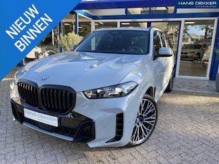 BMW X5 xDrive50e M-Sport / Pano / Trekhaak / 360 Camera / Harman kardon / Stoel massage, verwarming en koeling / Stuurverwarming