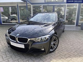 BMW 3-serie Touring 318i M Sport Corporate Lease M sport / Stoelverwarming / zonneruiten / 18''