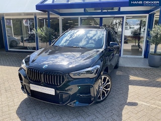 BMW X1 xDrive25e eDrive Edition Pano / M-Pakket / Camera / Leer / Sfeer verlichting