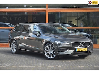 Volvo V60 T5 Momentum| Trekhaak| Camera | BLIS | Adaptive Cruise | Stoelverwarming | Perfect onderhouden |