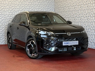Volkswagen T-Roc 1.5 150PK eTSI R-LINE 06/2026 EDITION IQ LED/GRIL LOGO STOEL/STUUR.VERW ELEK.KLEP 2026