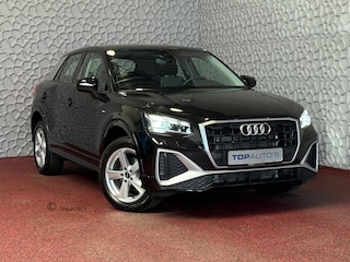 Audi Q2 35 TFSI 1.5 S-LINE ✅ NIEUW MODEL ✅150PK VIR.COCKPIT ELEK.KLEP TOUCHSCREEN CARPLAY NAVI CAMERA MATRIX LED STOELVERW. PDC KEYLESS 2026