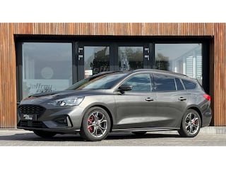 Ford Focus Wagon 1.0 EcoBoost Hybrid ST Line X Business led. camera.