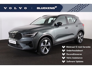 Volvo XC40 B4 Plus Dark - IntelliSafe Assist & Surround - Verwarmde voorstoelen & stuur - Parkeersensoren voor & achter - Elektr. bedienb. voorstoelen met geheugen links - Draadloze tel. lader - Inklapbare trekhaak - 19'' LMV