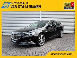 Opel Insignia Sports Tourer 1.6 Turbo Innovation | Elektrische glazen panoramische dak | Stoelverwarming | Head-up Display | Lederen bekleding | Dode hoek detectie| Parkeersensoren en camera | Cruise control | Elektrische achterklep