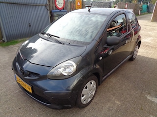Toyota Aygo met nieuwe a p k