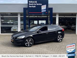 Volvo V40 2.0 T4 Business Sport / NL-Auto / Vol-Leder / Panodak / Stoelverwarming / Cruise-Control / Climate-Control / Keyless / LED / Radio-Bluetooth / Navi / PDC met Camera / 17'' LMV / ENZ.