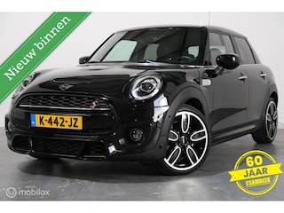 Mini Mini 5-Deurs Hammersmith - Camera- Stoelverwarming - Carplay - Pano