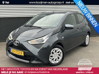 Toyota Aygo 1.0 VVT-i x-play limited Achteruitrijcamera, NL-auto, Nieuw geleverd en dealeronderhouden, Airco, 5-deurs