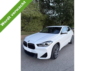 BMW X2 xDrive25e High Executive M Sport Pano HUD Leder Navi Plus 19 Inch Stuurverwarming Driving Assistant Plus ACC Carplay Achteruitrijcamera