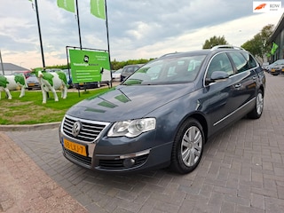 Volkswagen Passat Variant 1.4 TSI Highline BlueMotion / AUTOMAAT / Uitzonderlijk nette auto