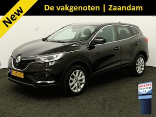 Renault Kadjar 1.3 TCe Zen Apple Carplay/Android Auto, Cruise control, Dab, Parkeersensor voor/achter, Keyless entry, Spraakbediening Een ruime en comfortabele SUV met een luxe uitstraling. Dankzij het royale interieur en de fijne zit biedt de Kadjar veel comfort voor zowel korte als lange ritten. De 1.3 TCe-motor zorgt voo