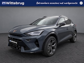 Cupra Formentor 1.5 TSI 204pk e-Hybrid Business / Zwenkbare trekhaak / Stoelverwarming / PDC voor en achter / 18'' LMV trans