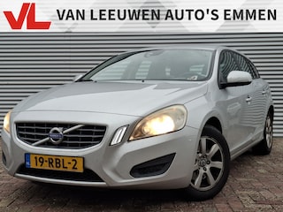 Volvo V60 1.6 T3 Kinetic | Nieuw Binnen! | Trekhaak | Clima | Cruise