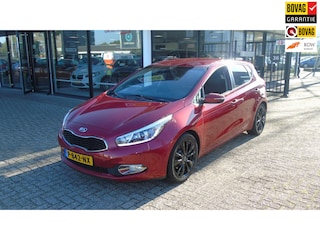 Kia Ceed Cee'd 1.6 GDI Super Pack Premium