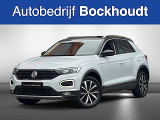 Volkswagen T-Roc 1.5 TSI Style | Navi | Camera | Trekhaak