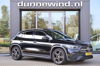 Mercedes-Benz GLA 200 4M AMG LINE *PANO*CARBON*TREKHAAK*MEMORY*SFEER*NIGHT*KEYLESS