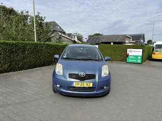 Toyota Yaris 1.3 16V AIRCO - 5DRS - ONDERHOUDSGEGEVENS