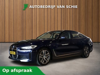 BMW i4 eDrive40 84 kWh 3-Fase 1e-Eig. & Dealer-Onderh. BOVAG-Garantie. NL-Auto.