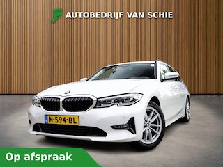BMW 3-serie Touring 320i Business Edition 1e-Eig. & Dealer-Onderh. BOVAG-Garantie. NL-Auto.