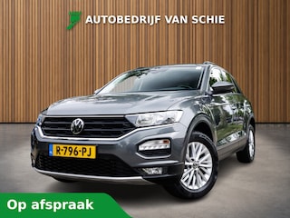Volkswagen T-Roc 1.0 TSI Style 2e-Eig. & Keurig-Onderh. BOVAG-Garantie. NL-Auto.