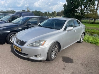 Lexus IS 250 BUSINESS (Uitlaat kapot)