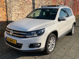 Volkswagen Tiguan 1.4 TSI Comfort&Design 4Motion|Open/Schuifdak|