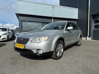 Subaru Outback 2.5i Comfort AWD LPG Clima Trekhaak APK sept.2027