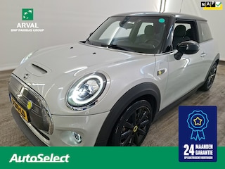 Mini Mini Cooper 33 kWh 184pk | SOH 94% | Carplay | Camera | Stoelverwarming | Navigatie | Keyless| PDC | Cruise control | 17"
