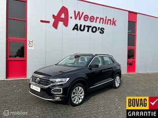 Volkswagen T-Roc 1.5 TSI Sport Business Carplay elec a. klep.