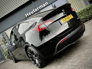 Tesla Model Y Performance AWD/Pano/Autopilot