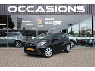Toyota Aygo 1.0 VVT-i MT Play CRUISE CONTROL/ APPLE CARPLAY