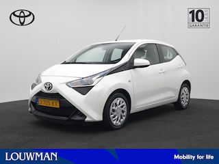 Toyota Aygo 1.0 VVT-i x-play | NL Auto | Dealer Onderhouden | Achteruitrijcamera |