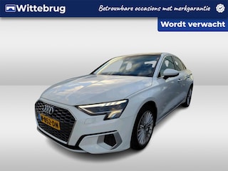 Audi A3 Limousine 30 TFSI 110pk Advanced edition S-tronic Automaat / Panorama dak / Clima / LM 17'' / Parkeersensoren a / App-Connect