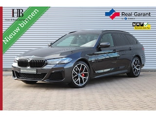BMW 5-serie Touring 530e M-Pakket/Pano/Trekhaak/HarmanKardon