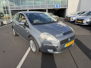 Fiat Punto Grande 1.4 Edizione Prima