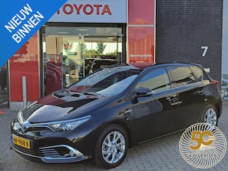 Toyota Auris 1.8 Hybrid Executive NETTE NL- AUTO LICHTMETAAL METALLIC LAK