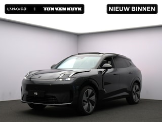 Lynk & Co 08 1.5 More / Panoramadak / 360 Camera / Harman Kardon audio / Massage + Ventilatie voorstoelen / Stuur+Voorstoelen+Achterbank Verwarmd / 21-Inch /
