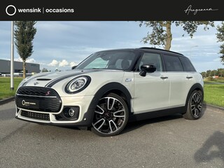 Mini Clubman 2.0 Cooper S Hammersmith | Panoramadak | Trekhaak | Keyless | Sportstoelen | Groot Navigatie | Ele.verstelbare stoelen + Geheugen | HUD | Stoelverwarming | Adaptieve Cruise Control | Harman/Kardon |