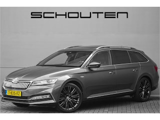 Skoda Superb Combi 1.4 TSI iV Laurin & Klement Pano ACC Trekhaak